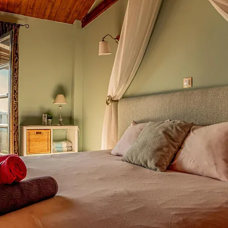 La Sorpresa Bed and breakfast 4*