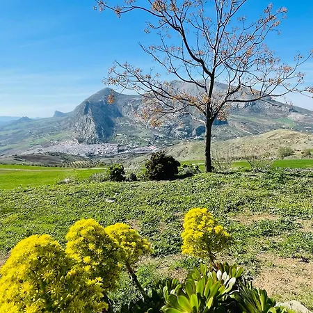 La Sorpresa Couette-café Valle de Abdalagís